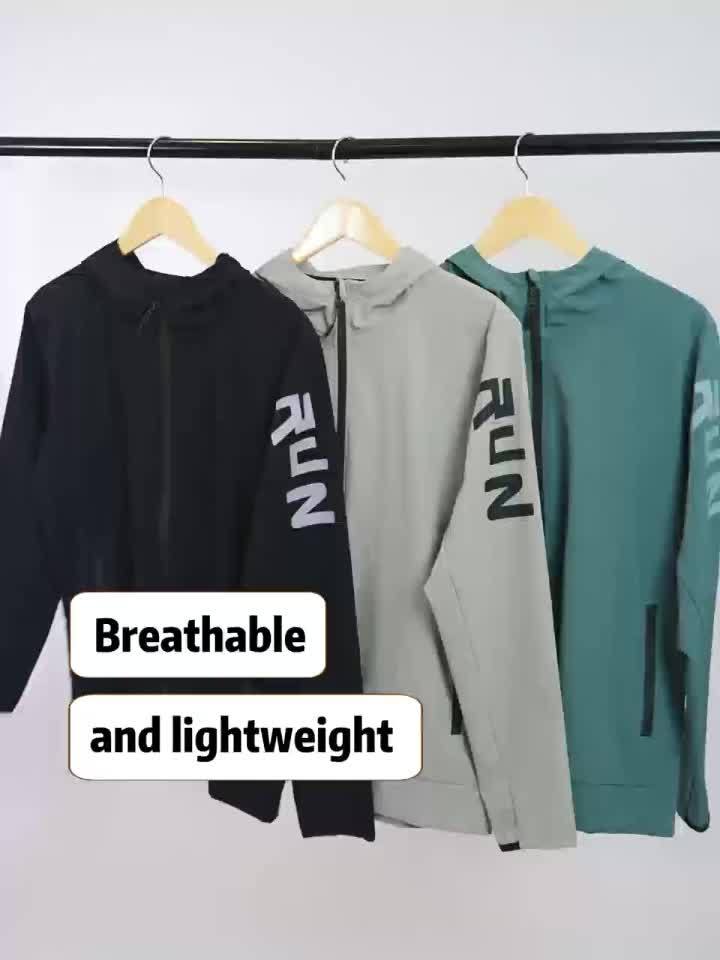 Herrejakke med Hette og "RUN"-Trykk – Sporty Vindjakke for Høst og Vinter