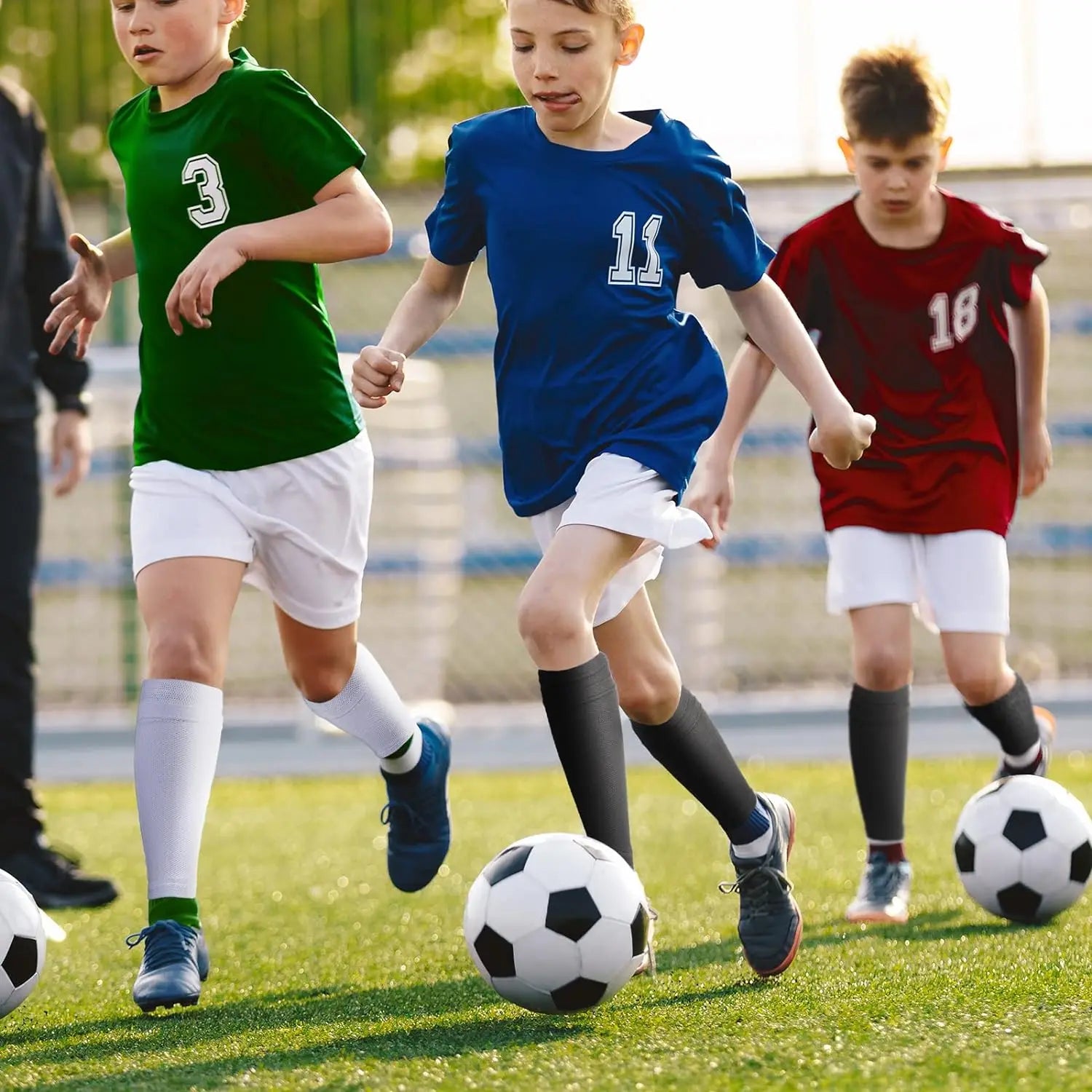 Loogdeel 1 Pair Soccer Shin Guards for Kids Youth Adults Sleeves Flexible Soccer Shin Guard Leg Support Soccer Shin Guard Sleeve