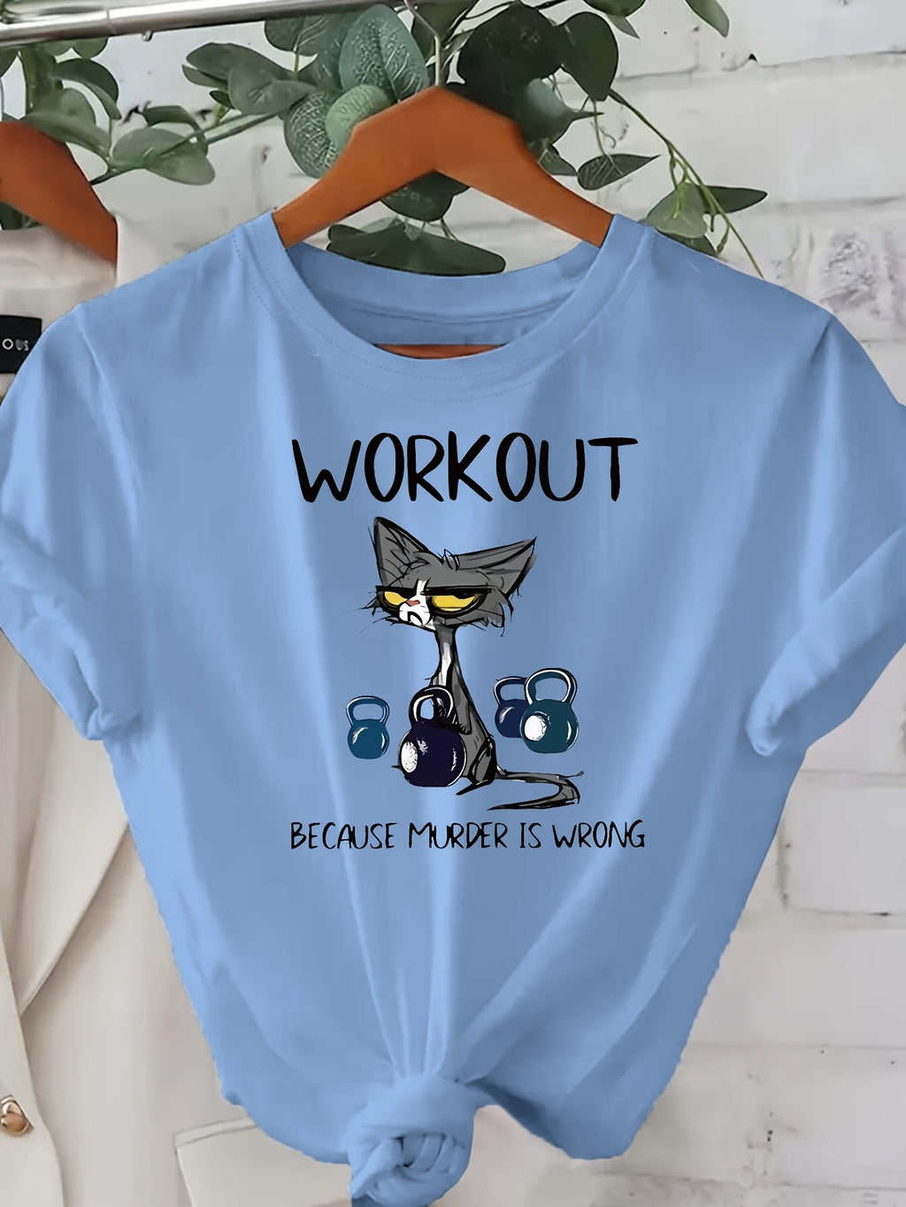 Dame T-skjorte – "Tren fordi mord er galt" med Katt & Kettlebells – Svart, Komfortpassform