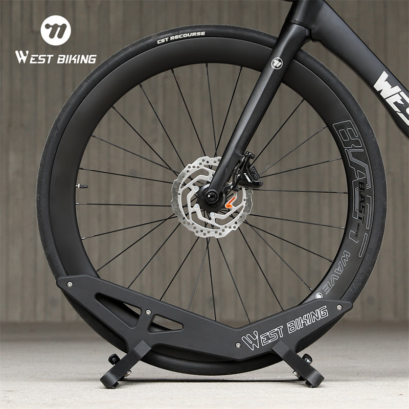 West Biking Justerbart Sykkelstativ – Plassbesparende innendørs oppbevaring for landevei- og terrengsykler